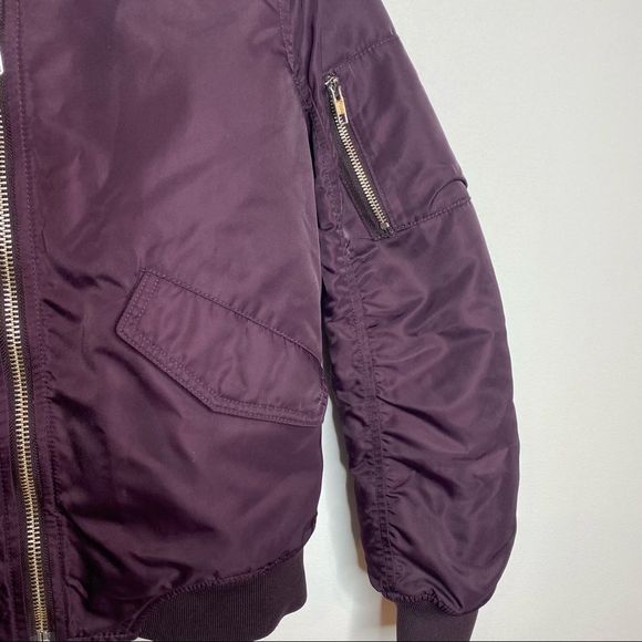 Aritzia Talula Plum Whitby Quilted Bomber Jacket - Picture 5 of 14